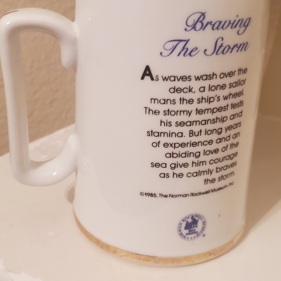 Vintage Norman Rockwell Braving the Storm Mug - Picture 3 of 4